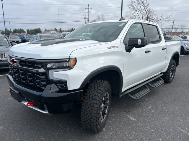 2025 Chevrolet Silverado 1500 ZR2 photo 3