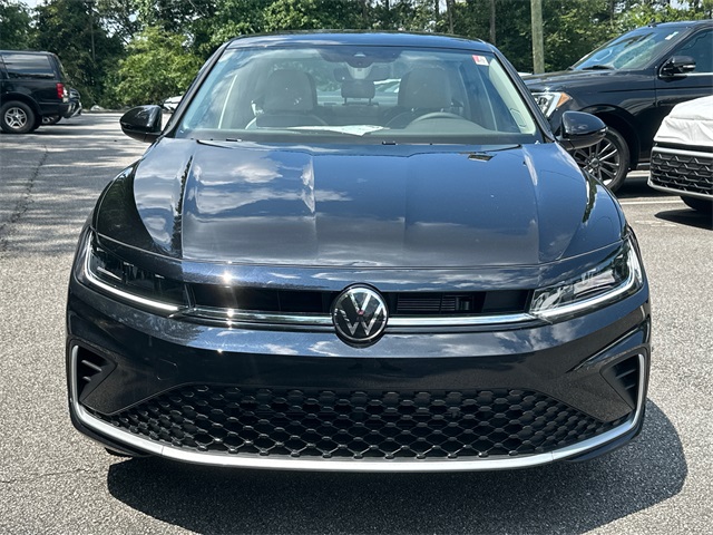 2025 Volkswagen Jetta SE photo 2