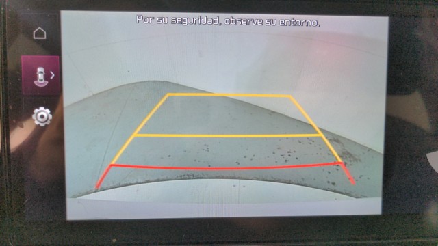 Used 2022 WHITE Kia S image 23