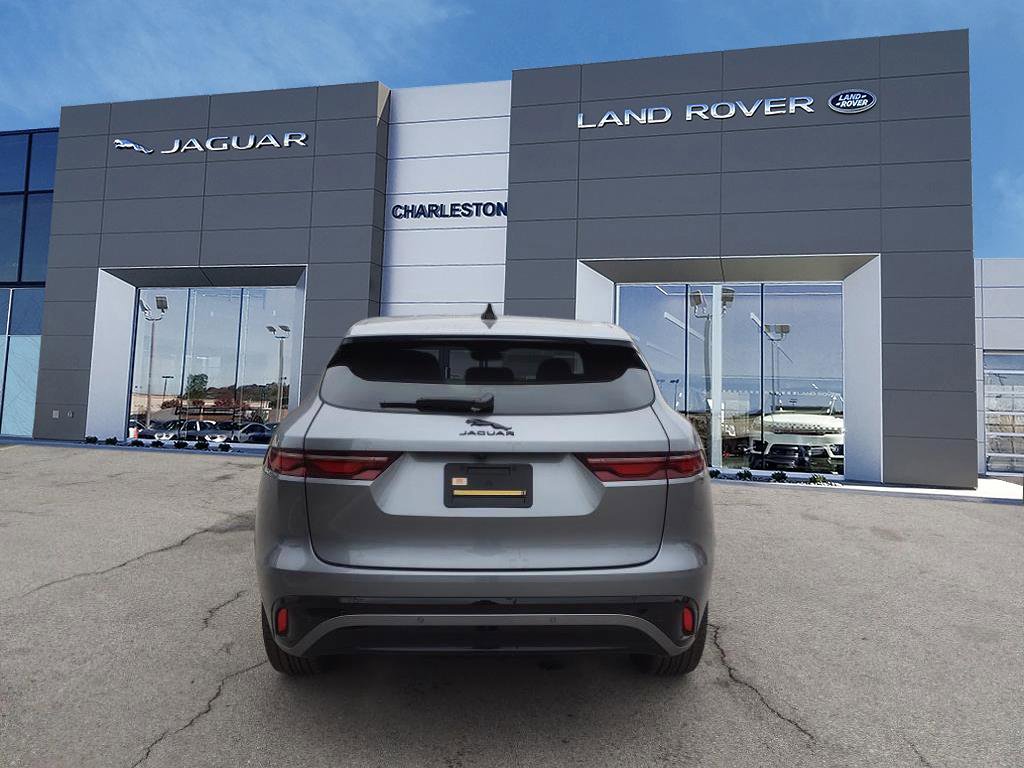 2025 Jaguar F-PACE P250 R-Dynamic S photo 4