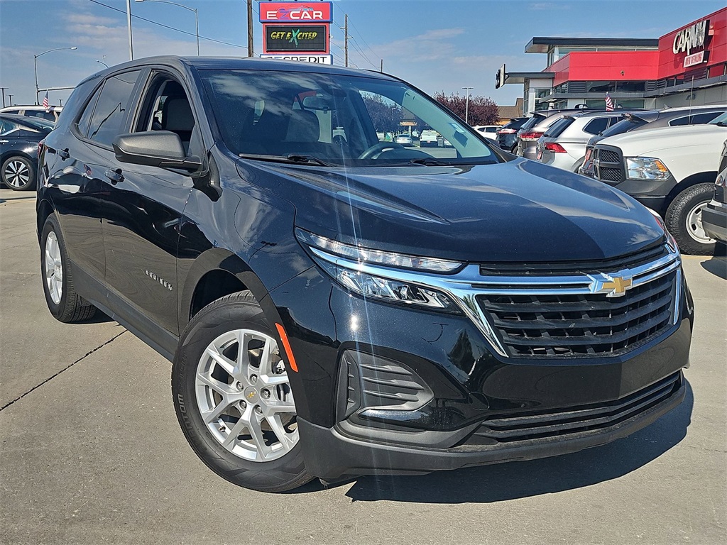 2022 Chevrolet Equinox LS photo 6
