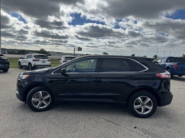 2023 Ford Edge SEL photo 4