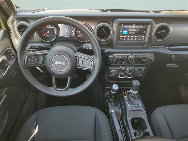 2021 Jeep Wrangler Unlimited Willys photo 10