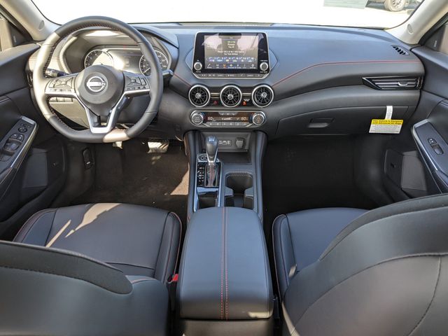 2025 Nissan Sentra SR photo 13