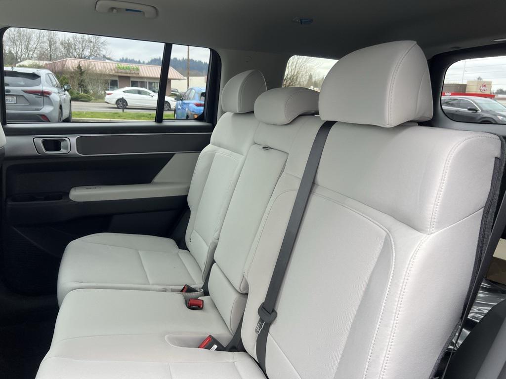 2025 Hyundai Santa Fe SE photo 23