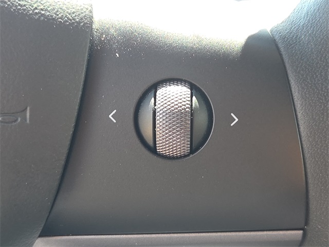 2022 Tesla Model Y Long Range photo 17
