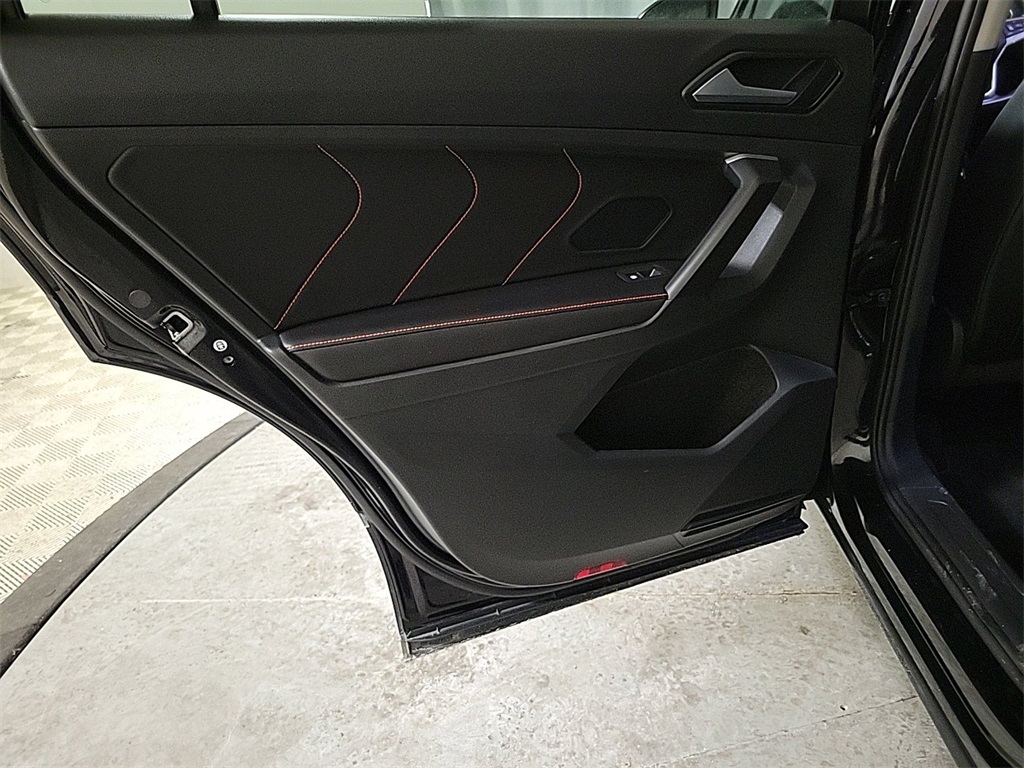 2024 VOLKSWAGEN TIGUAN - Image 21