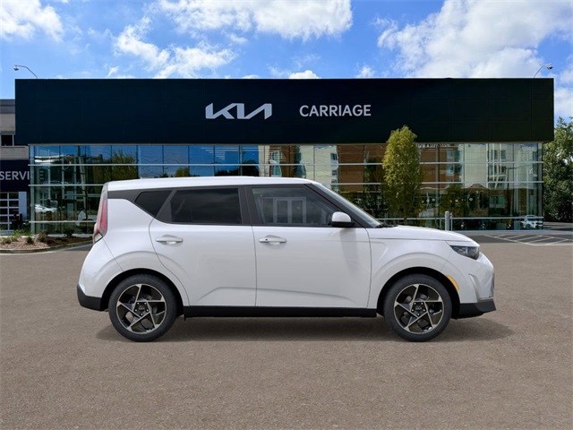 2025 Kia Soul EX photo 3