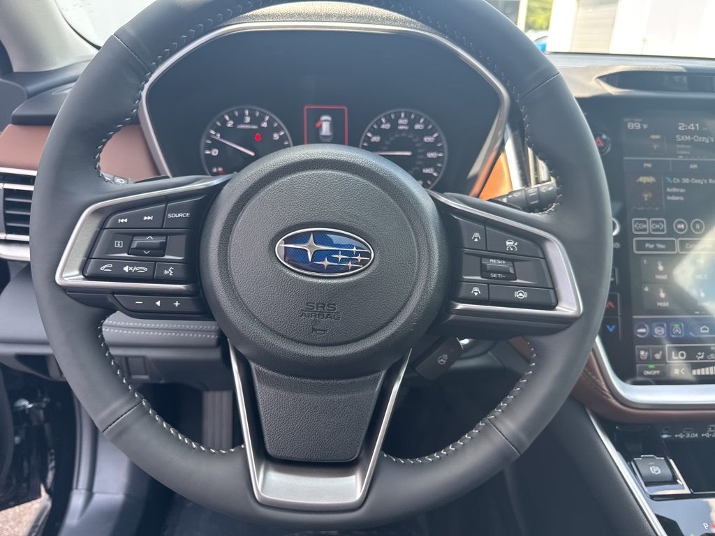 2025 Subaru Outback Touring XT photo 10