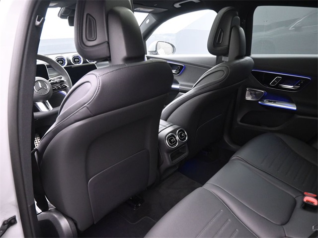 2026 Mercedes Benz GLC 300 4MATIC photo 9