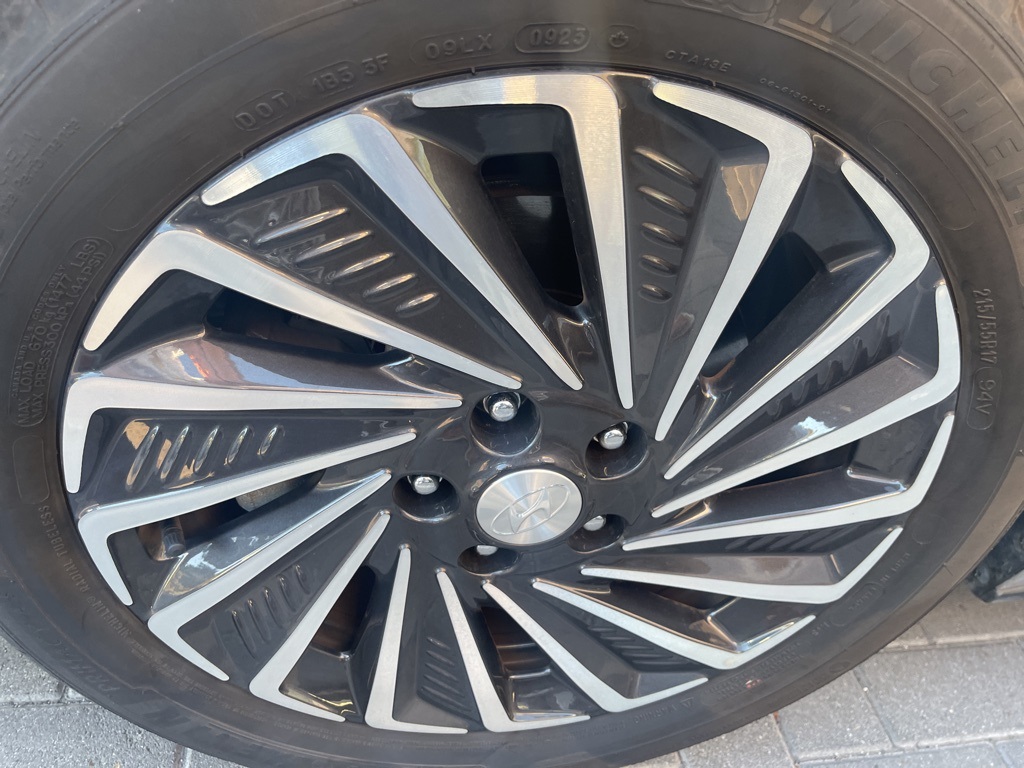 2023 Hyundai Sonata Hybrid Limited photo 4