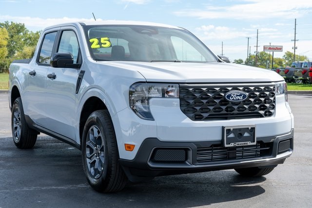 2025 Ford Maverick XLT photo 4