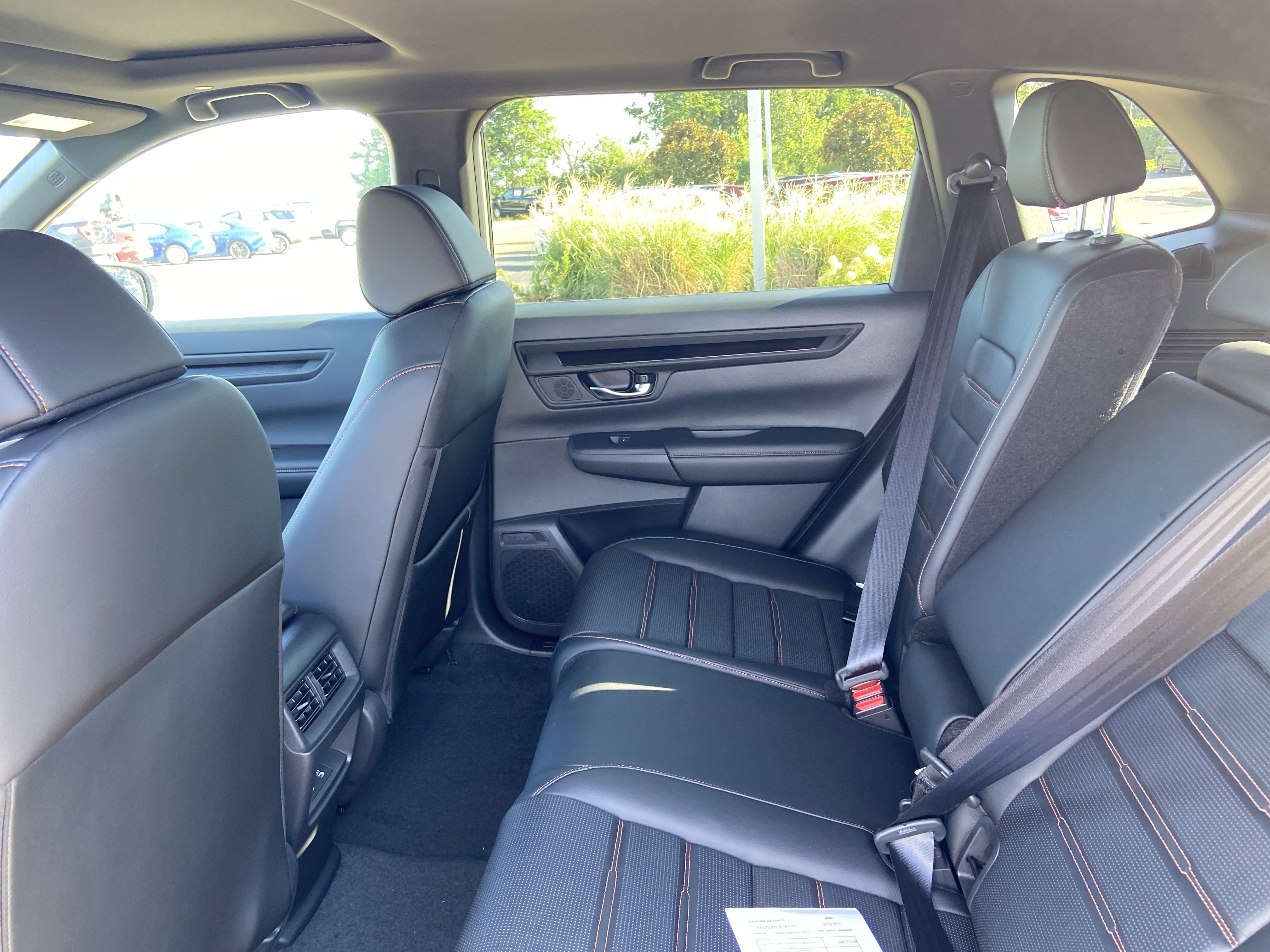 2026 Honda CR-V Hybrid Sport-L photo 12