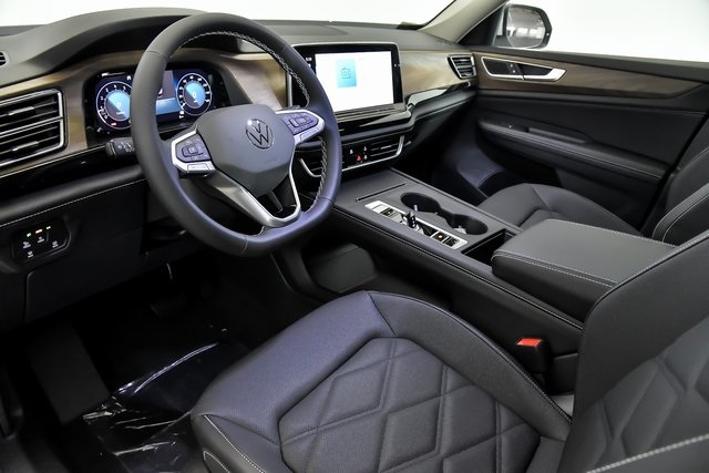 2026 Volkswagen Atlas SE Technology photo 4