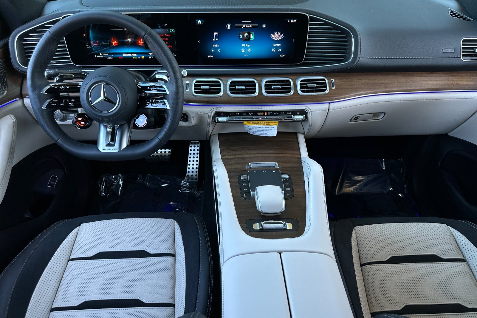 2026 Mercedes Benz GLE 53 AMG 4MATIC photo 2
