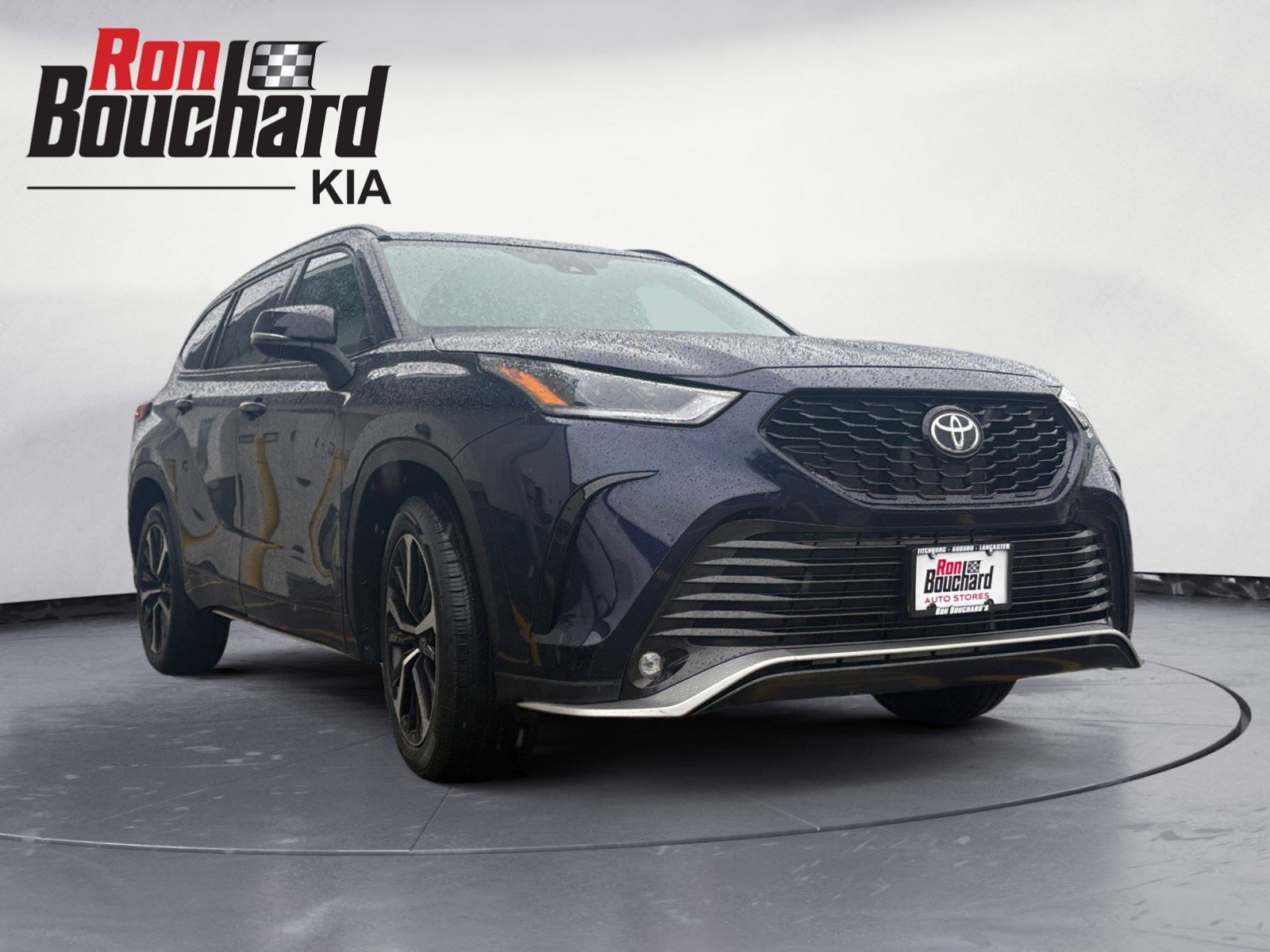 2022 Toyota Highlander XSE's photo