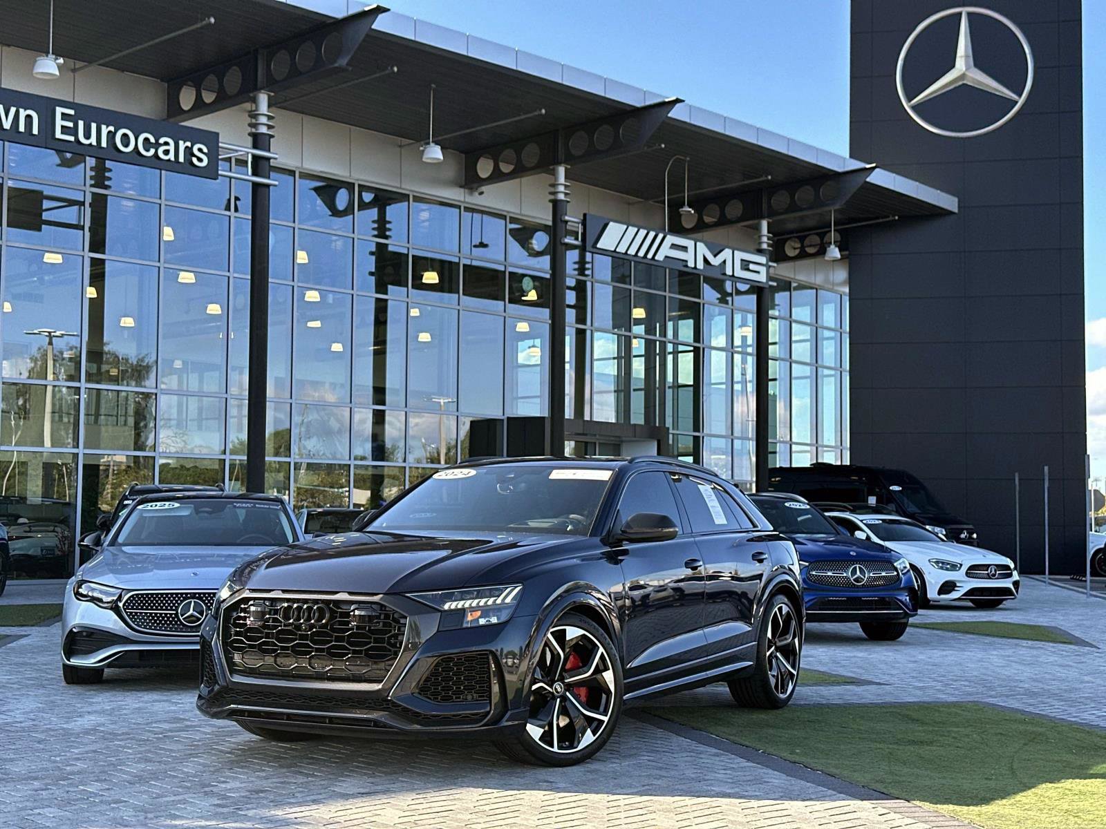 2024 Audi RS Q8 Base's photo