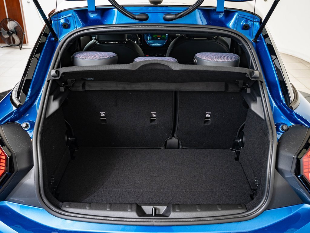 2026 Mini Cooper 4 Door Hardtop Signature photo 16