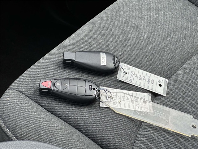 2024 Ram 1500 Classic Warlock photo 3