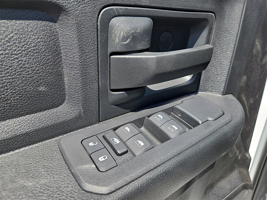 2025 Ram 3500 Tradesman photo 13