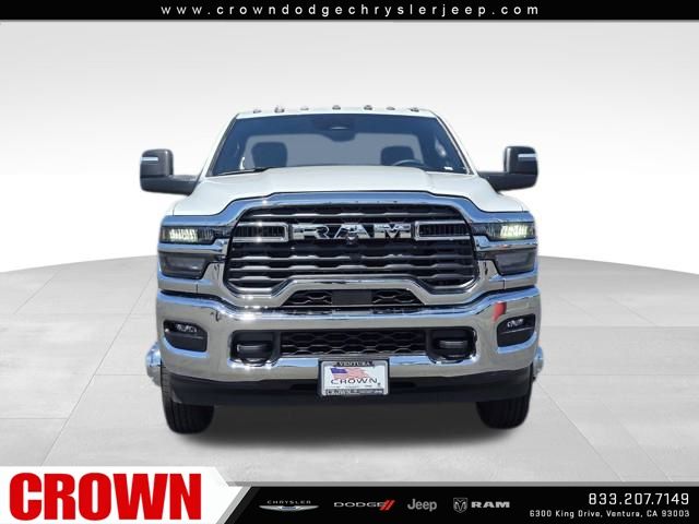 2025 Ram 3500 Tradesman photo 2