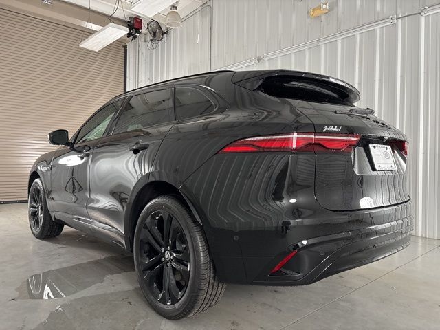 2025 Jaguar F-PACE P250 R-Dynamic S photo 9
