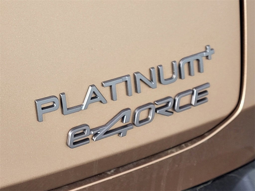 2025 Nissan ARIYA Platinum e-4ORCE photo 7