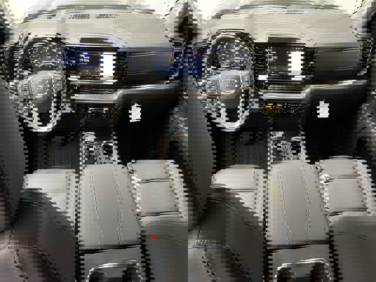 2025 Gmc Sierra 1500 SLT photo 4