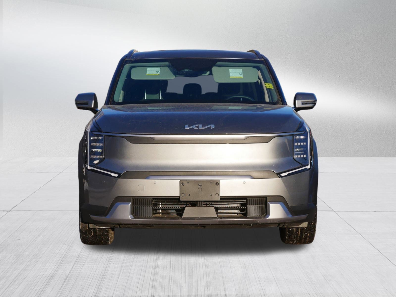 Certified 2024 Kia Ev9 Wind with VIN KNDAFFS58R6018724 for sale in Inver Grove Heights, MN