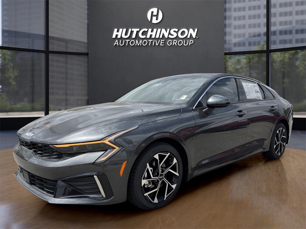 2025 Kia K5 EX photo 3