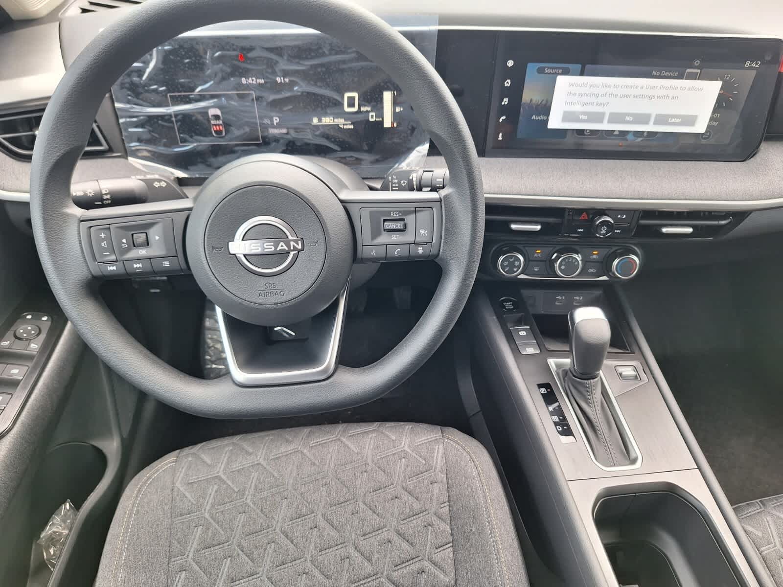 2025 Nissan Kicks SV photo 17