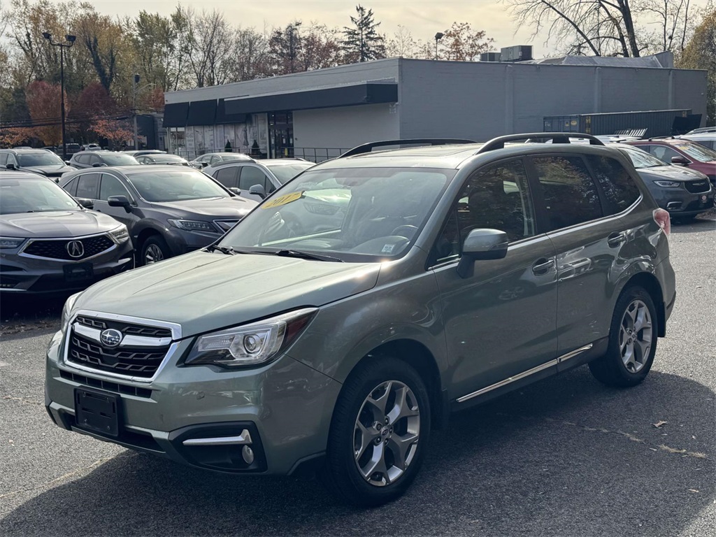 2017 Subaru Forester 2.5i Touring photo 3