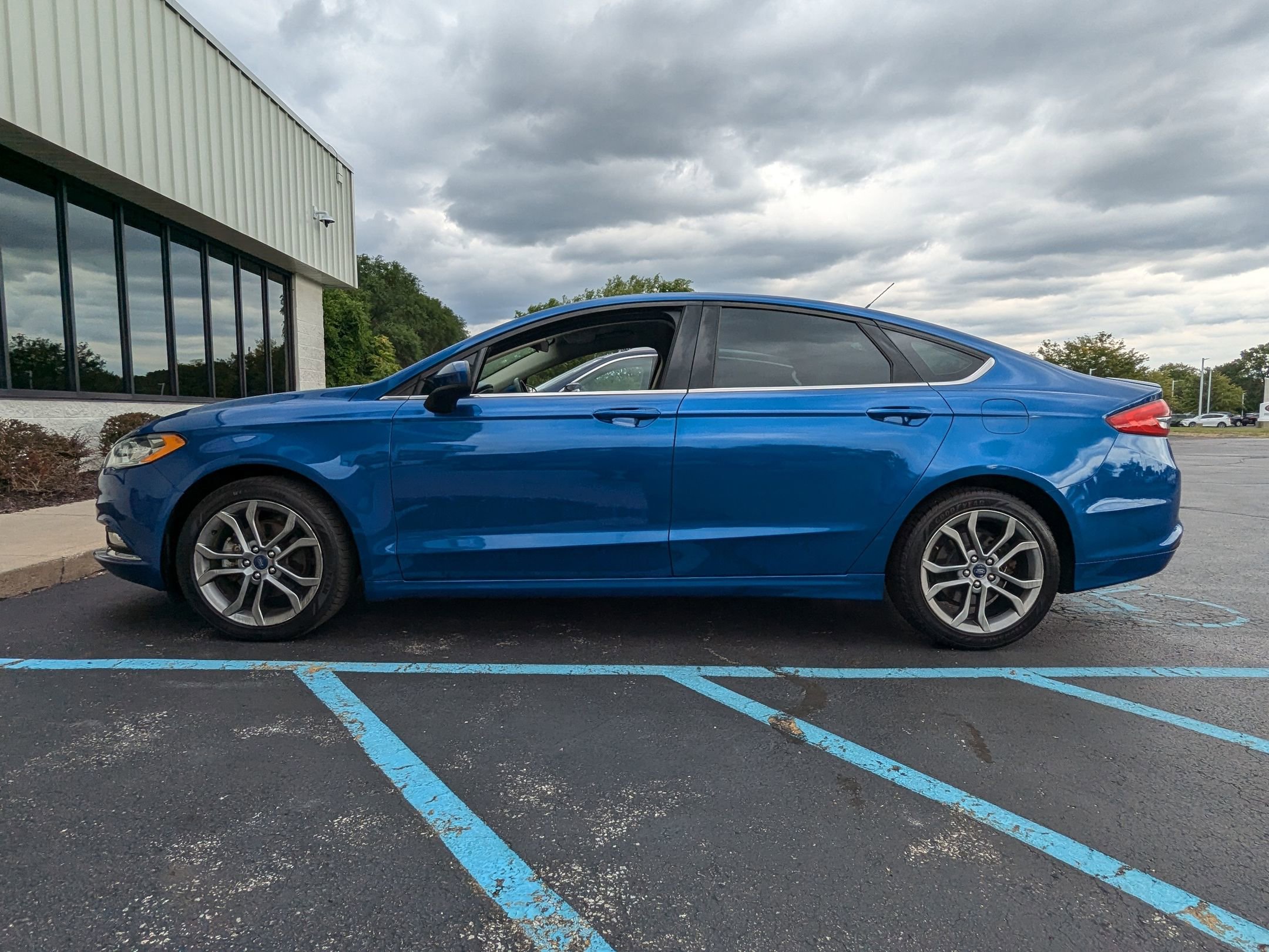 Used 2017 Ford Fusion S with VIN 3FA6P0G78HR304655 for sale in Mishawaka, IN