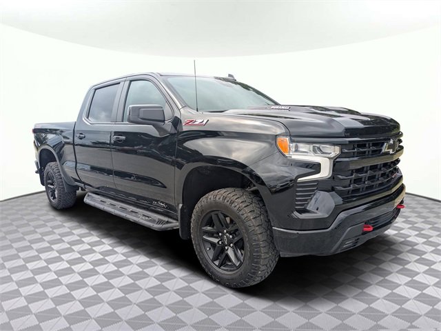 2022 Chevrolet Silverado 1500 LT Trail Boss photo 2