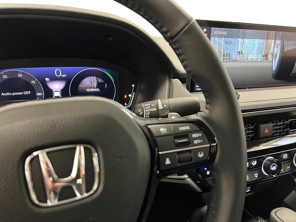 2025 Honda Accord Hybrid Touring photo 24