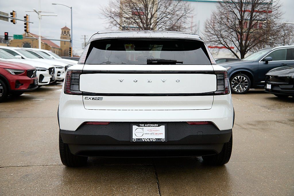 2026 VOLVO EX30 - Image 7