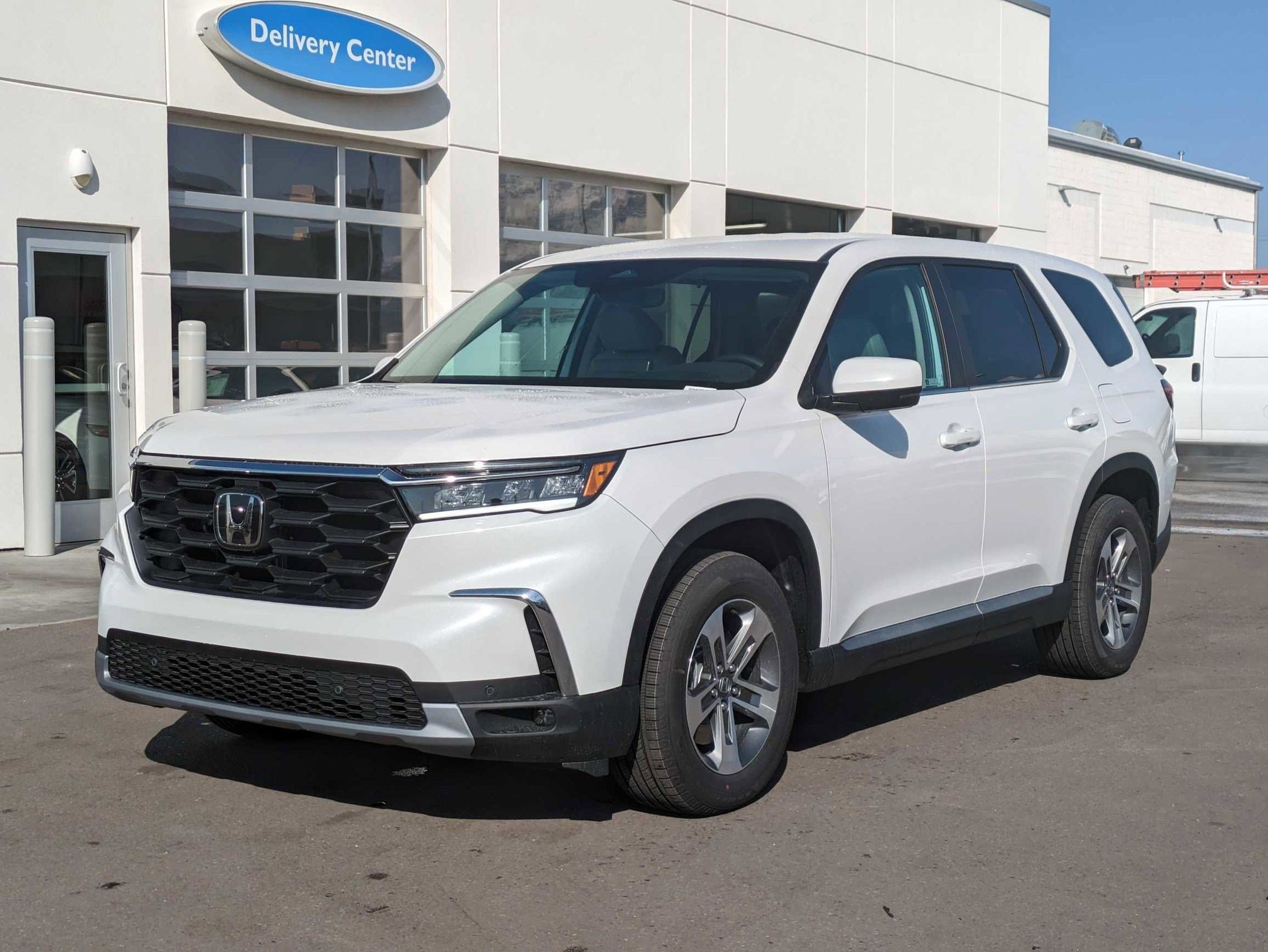 2025 Honda Pilot EX-L photo 5