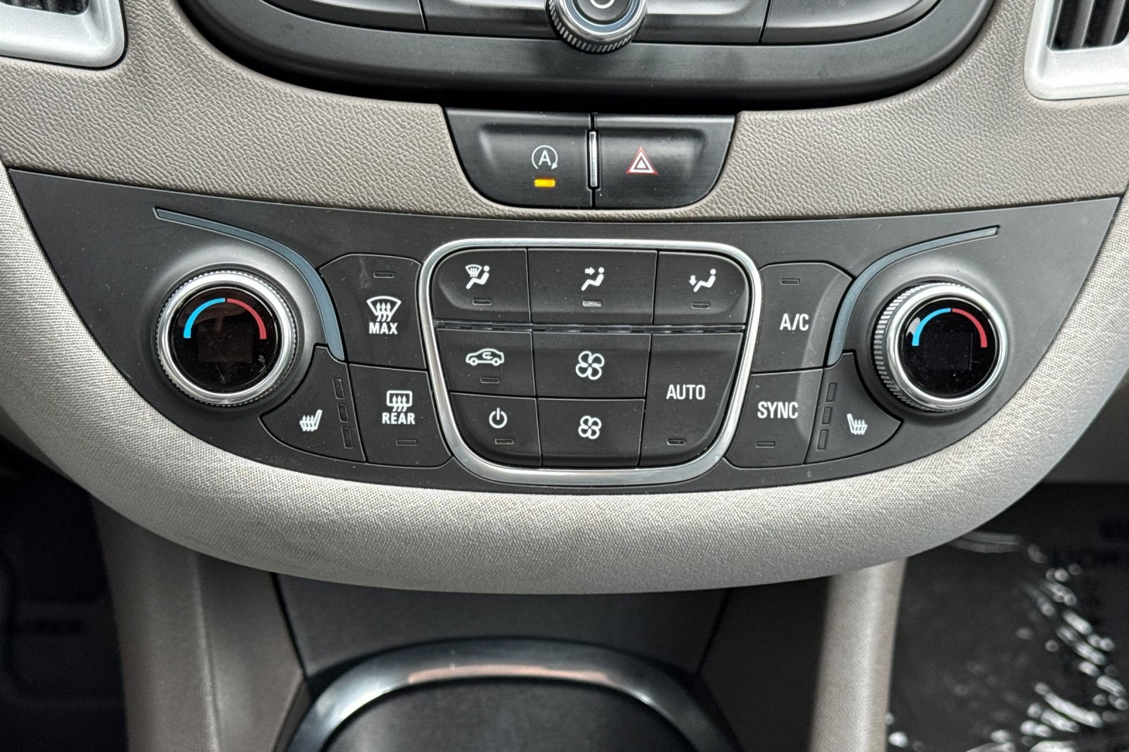 2022 Chevrolet Malibu 1LT photo 18