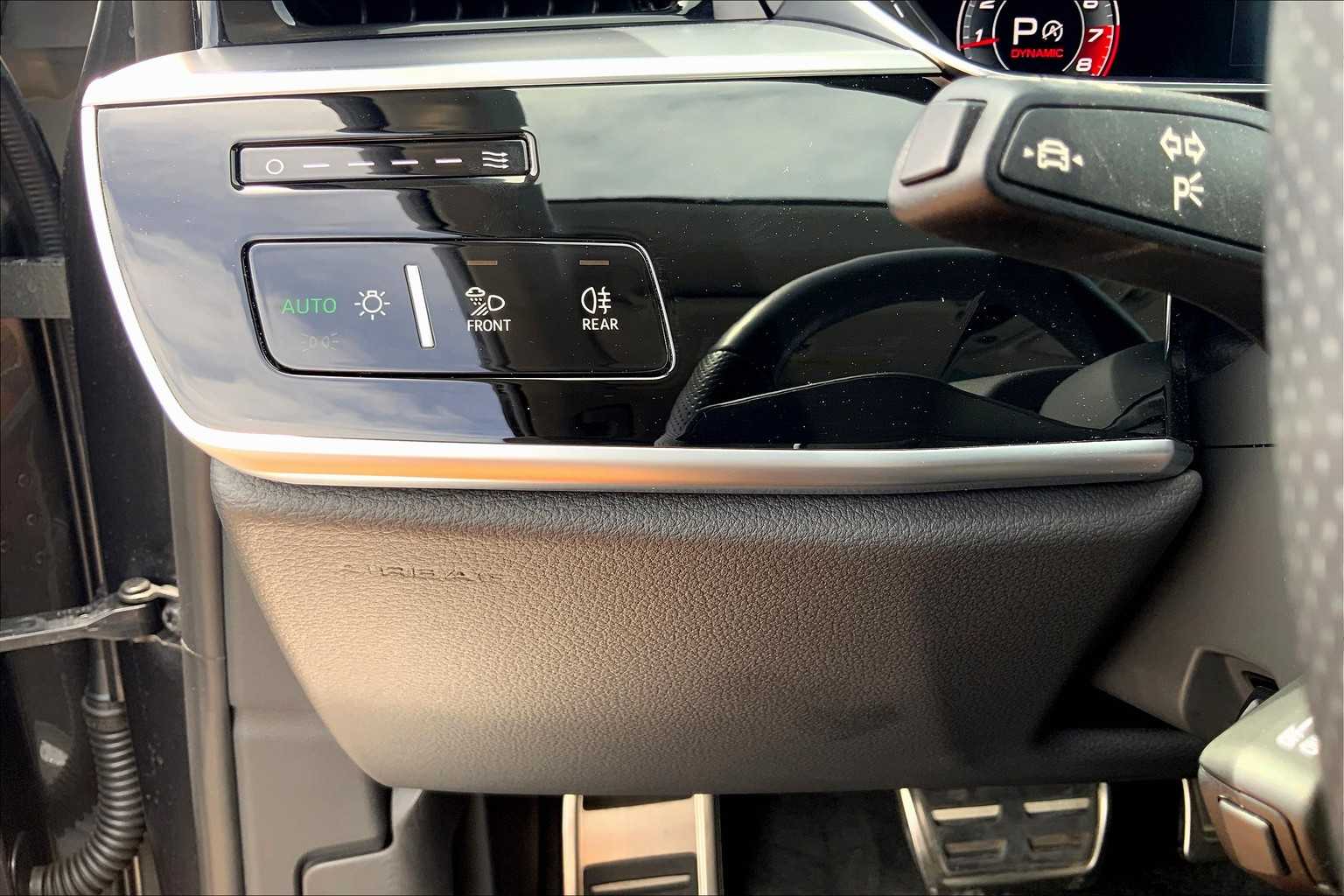 2022 Audi S8 4.0T Quattro photo 29