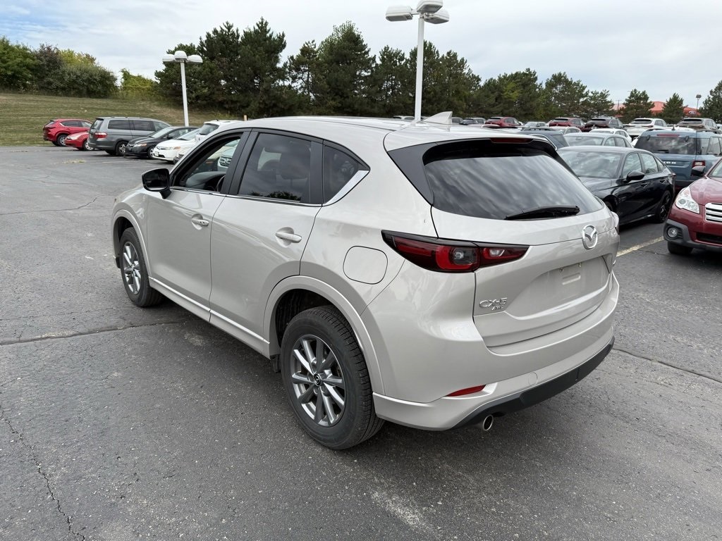 2024 Mazda CX-5 2.5 Select photo 2