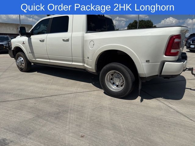 2023 Ram 3500 Laramie Longhorn photo 4