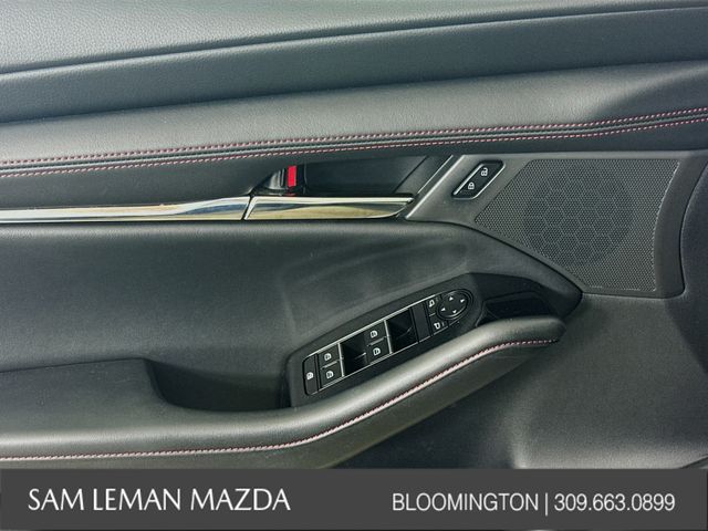 2024 Mazda Mazda3 2.5 s Carbon photo 15