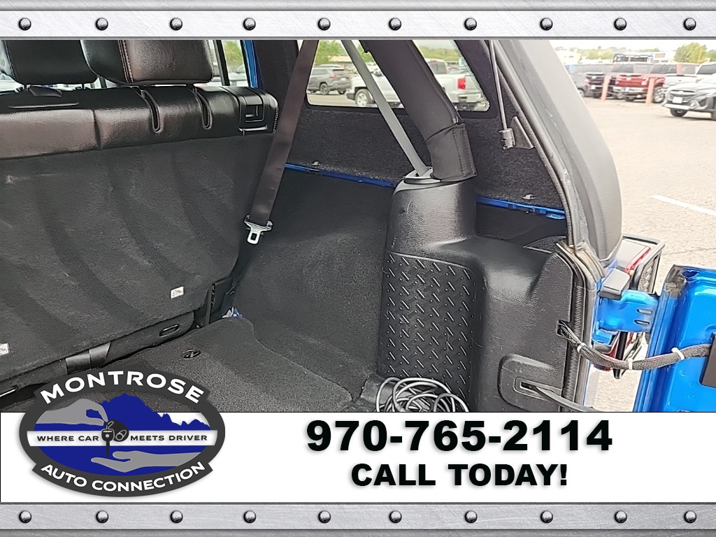 2016 Jeep Wrangler Unlimited Freedom photo 29
