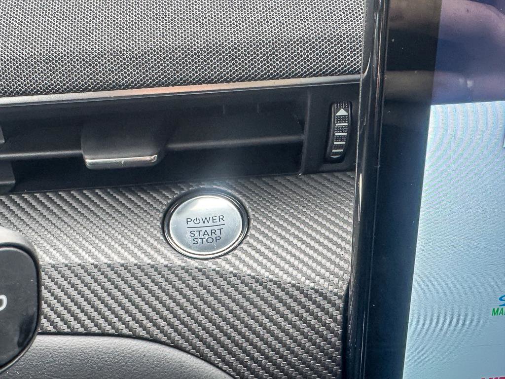 2025 FORD MUSTANG MACH-E - Image 18