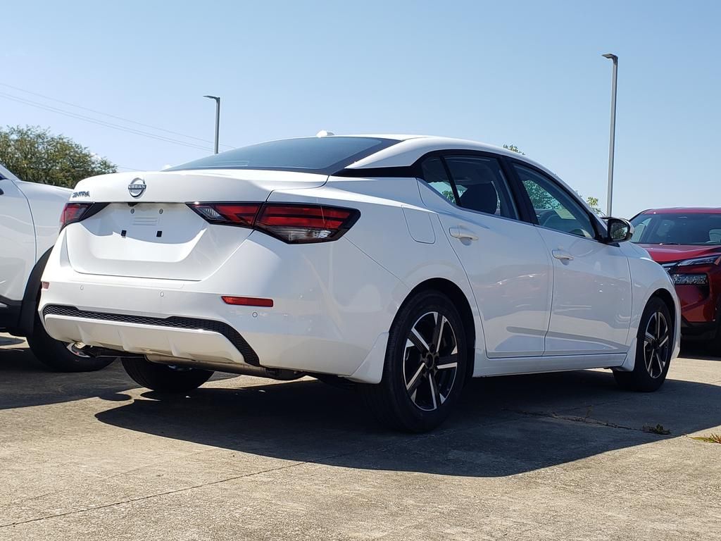2025 Nissan Sentra SV photo 4