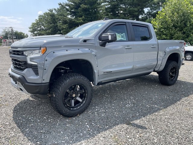 2025 Chevrolet Silverado 1500 RST photo 3