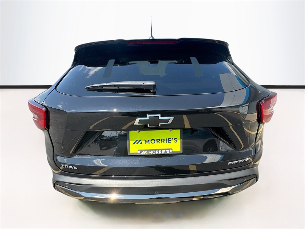 2025 Chevrolet Trax ACTIV photo 2