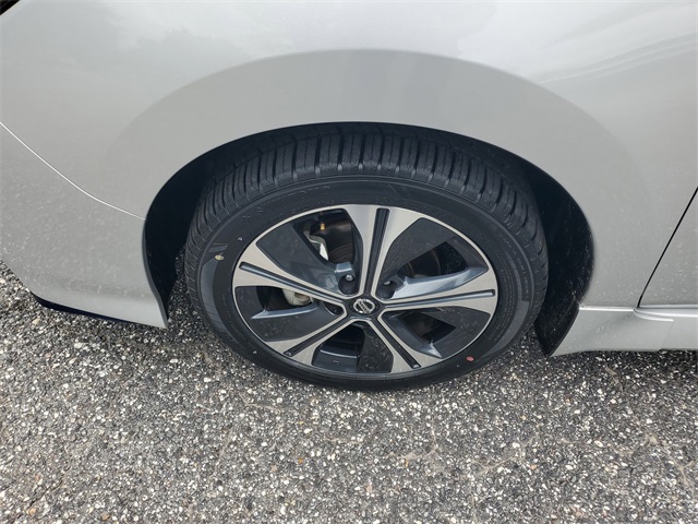 2022 Nissan Leaf SV Plus photo 5