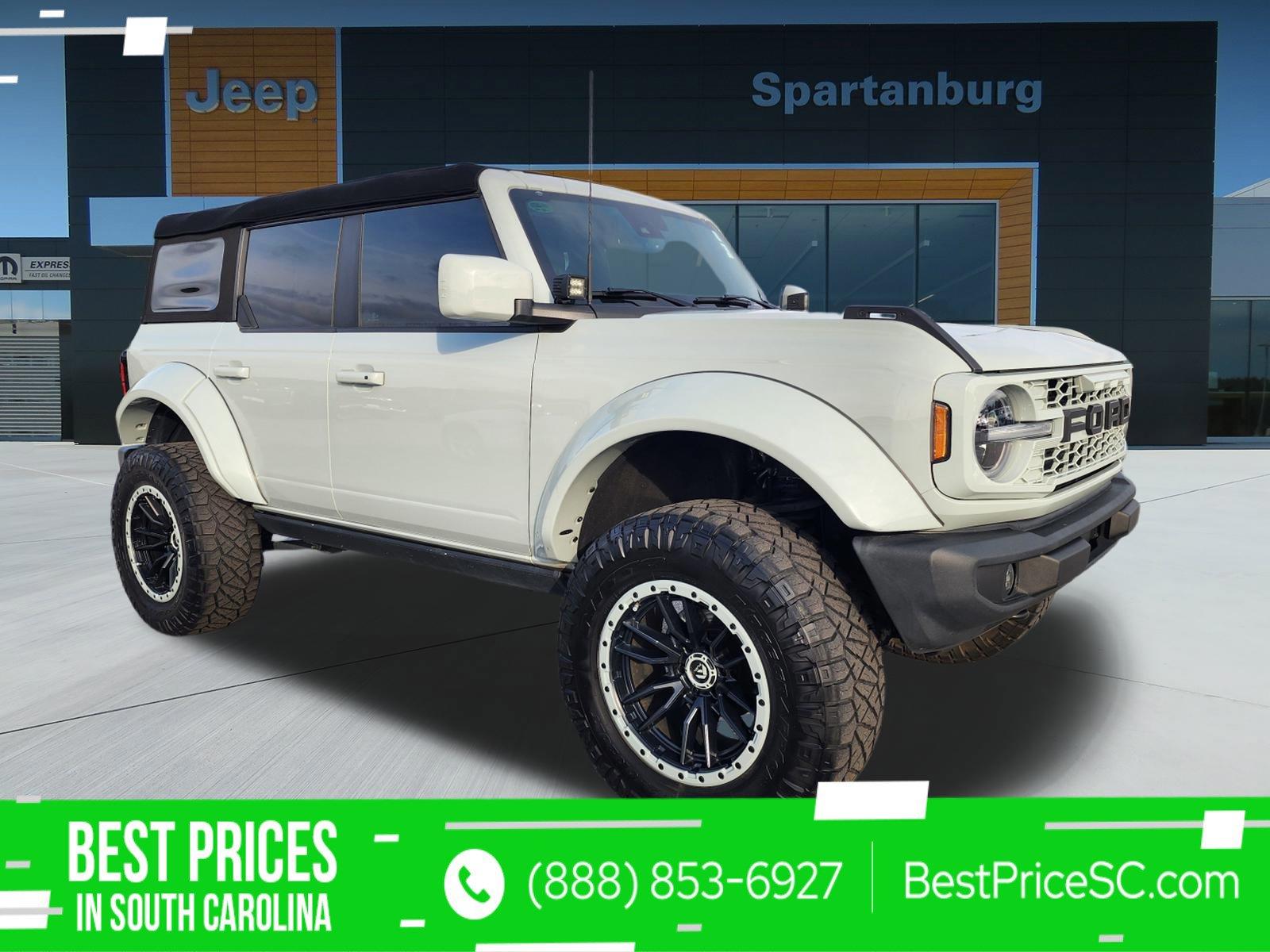 2023 Ford Bronco 4-Door Outer Banks's photo