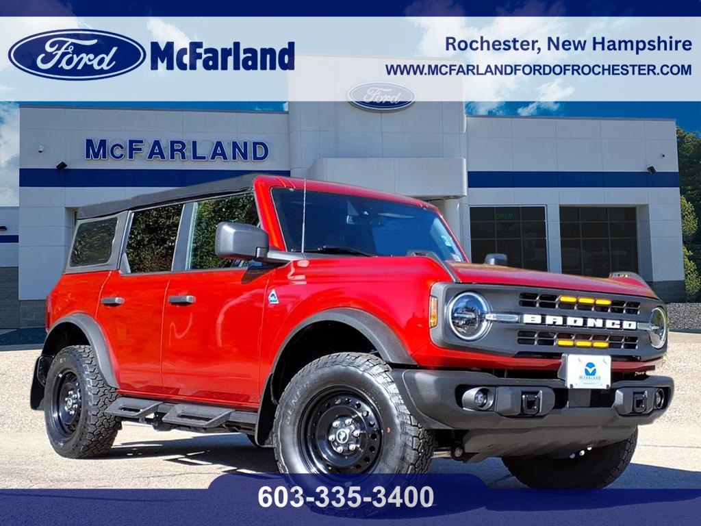 2023 Ford Bronco 4-Door Black Diamond's photo